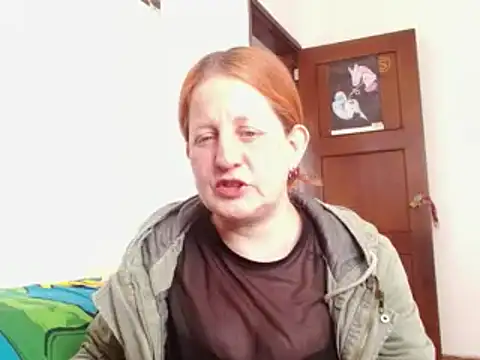 Snapshot of ViioletaMora chatting on November 1, 2025, 9:30 pm ViioletaMora online show from November 1, 2025, 9:30 pm