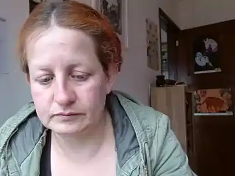 Snapshot of ViioletaMora chatting on February 20, 2026, 6:43 pm ViioletaMora online show from February 20, 2026, 6:43 pm