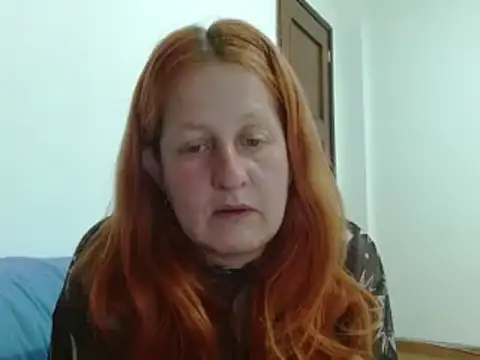 Snapshot of ViioletaMora chatting on October 6, 2025, 1:07 am ViioletaMora online show from October 6, 2025, 1:07 am