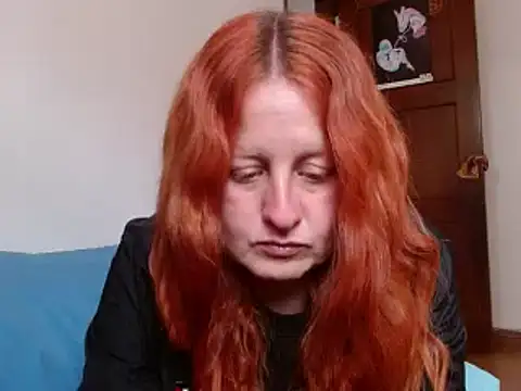 Snapshot of ViioletaMora chatting on October 6, 2025, 6:19 pm ViioletaMora online show from October 6, 2025, 6:19 pm