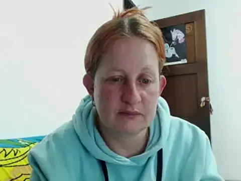 Snapshot of ViioletaMora chatting on October 22, 2025, 7:41 am ViioletaMora online show from October 22, 2025, 7:41 am