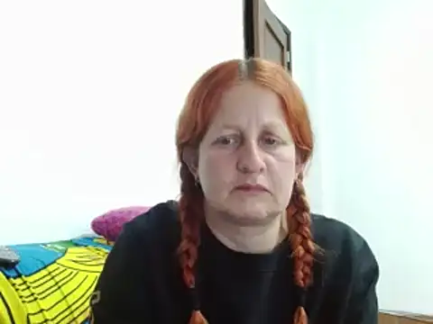 Snapshot of ViioletaMora chatting on September 30, 2025, 5:13 am ViioletaMora online show from September 30, 2025, 5:13 am