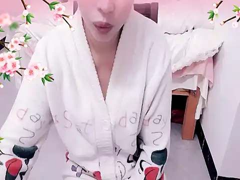 xiaoxuer online show from February 20, 2025, 4:50 am