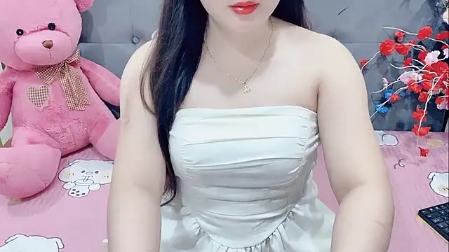 Funikio online show from November 9, 2025, 2:32 pm