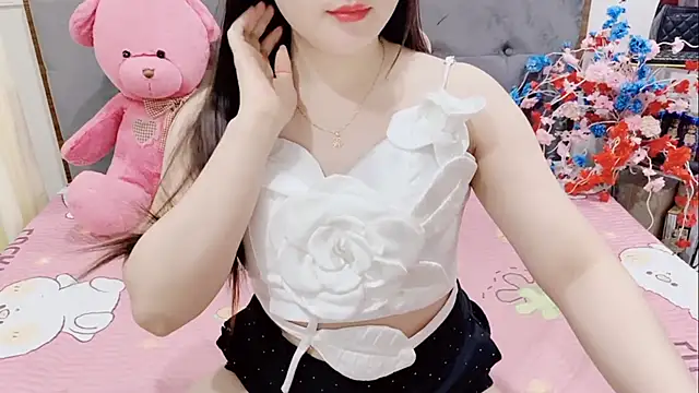 Funikio online show from April 8, 2026, 1:29 am