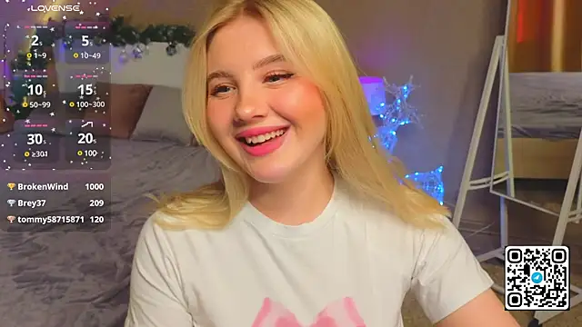 oliviabr0wn0 online show from January 23, 2025, 5:02 am