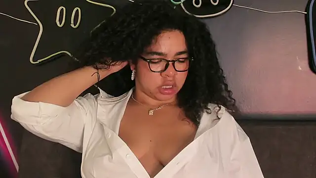 memphiswilliam online show from March 5, 2025, 6:23 am