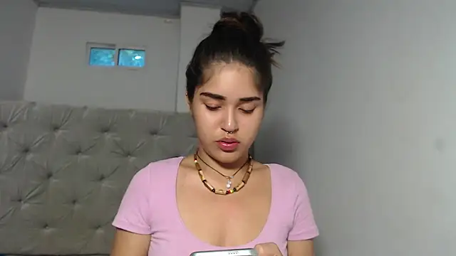 Melody phillips2 online show from October 2, 2025, 3:26 pm