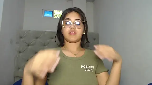 Melody phillips2 online show from January 12, 2026, 4:03 pm