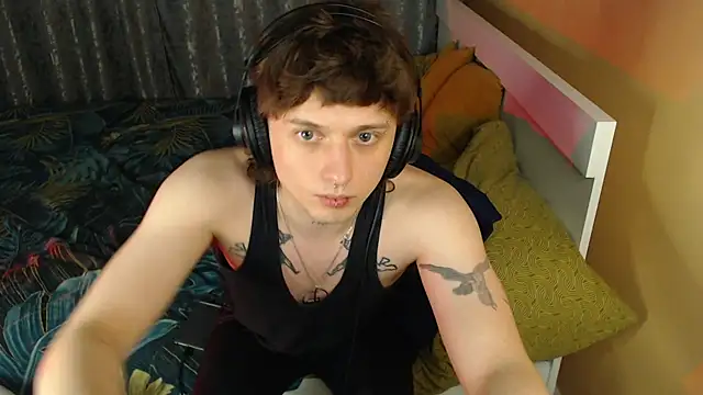 axxxturel online show from September 28, 2025, 5:09 pm