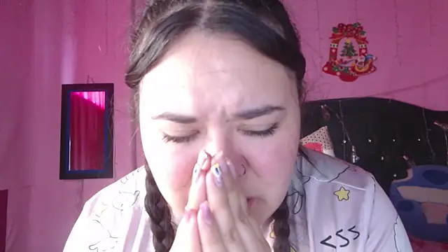 Snapshot of NikkiRous_ chatting on October 24, 2025, 12:48 pm NikkiRous  online show from October 24, 2025, 12:48 pm