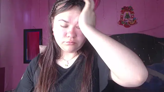 Snapshot of NikkiRous_ chatting on September 22, 2025, 12:33 pm NikkiRous  online show from September 22, 2025, 12:33 pm