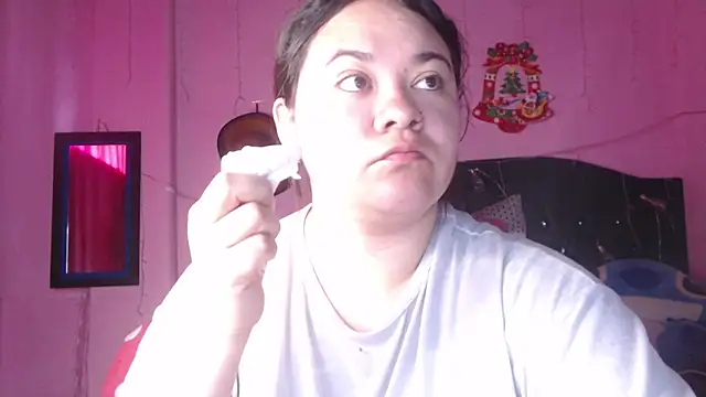 Snapshot of NikkiRous_ chatting on October 18, 2025, 12:40 pm NikkiRous  online show from October 18, 2025, 12:40 pm