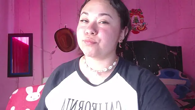 Snapshot of NikkiRous_ chatting on October 21, 2025, 8:30 pm NikkiRous  online show from October 21, 2025, 8:30 pm