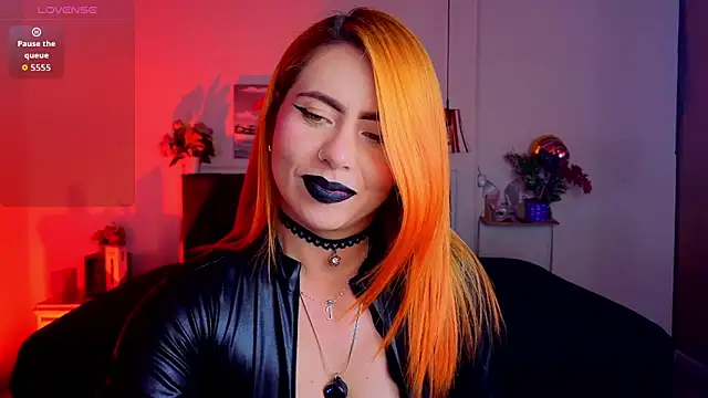 Snapshot of Dulce_charlottee chatting on September 26, 2025, 7:43 pm Dulce charlottee online show from September 26, 2025, 7:43 pm