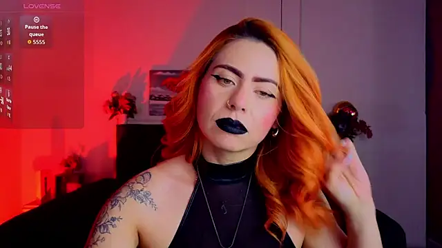 Snapshot of Dulce_charlottee chatting on September 28, 2025, 7:32 pm Dulce charlottee online show from September 28, 2025, 7:32 pm