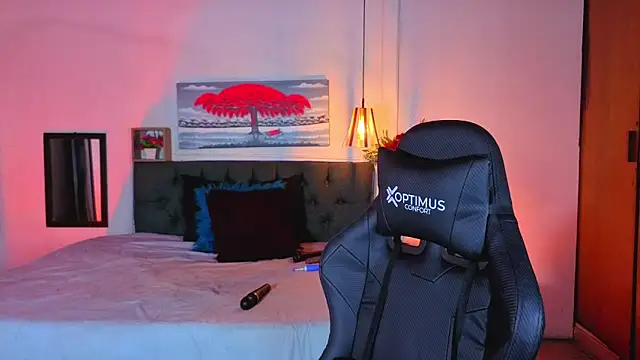 Dulce charlottee online show from March 3, 2026, 7:32 pm