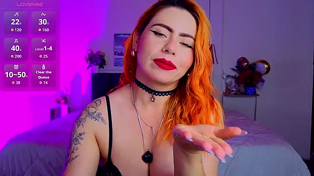 Snapshot of Dulce_charlottee chatting on September 25, 2025, 7:53 pm Dulce charlottee online show from September 25, 2025, 7:53 pm