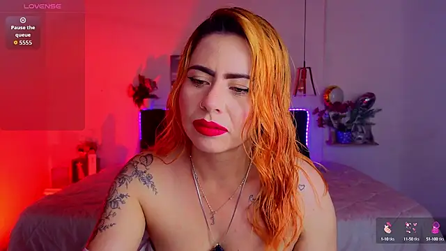 Snapshot of Dulce_charlottee chatting on October 12, 2025, 7:37 pm Dulce charlottee online show from October 12, 2025, 7:37 pm