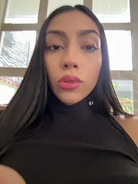 Snapshot of Ema_azel chatting on June 17, 2026, 11:31 am Ema azel online show from June 17, 2026, 11:31 am