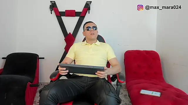 Snapshot of s_latins_boys chatting on September 20, 2025, 5:56 am s latins boys online show from September 20, 2025, 5:56 am