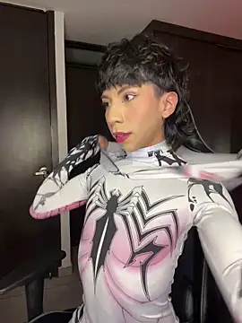 evaevanscute online show from September 22, 2025, 11:22 pm