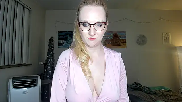 AudreyMadisonX online show from February 23, 2025, 3:24 am