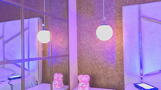 AilishBenson online show from March 19, 2026, 7:36 pm