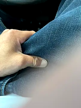 BIGWHITECOCKDOC36 online show from October 22, 2025, 2:38 pm