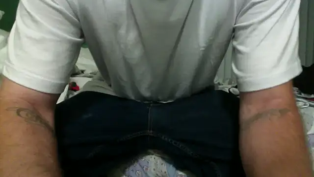 BIGWHITECOCKDOC36 online show from October 12, 2025, 2:46 am