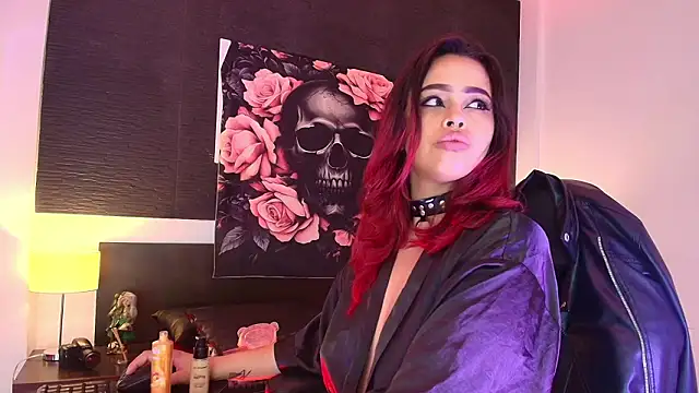 Snapshot of EvaaFoxxy1 chatting on February 21, 2026, 11:45 am EvaaFoxxy1 online show from February 21, 2026, 11:45 am