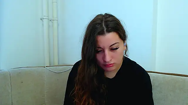 Helen Adams  online show from March 18, 2025, 12:50 pm