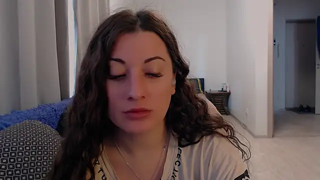 Helen Adams  online show from July 8, 2026, 6:14 am