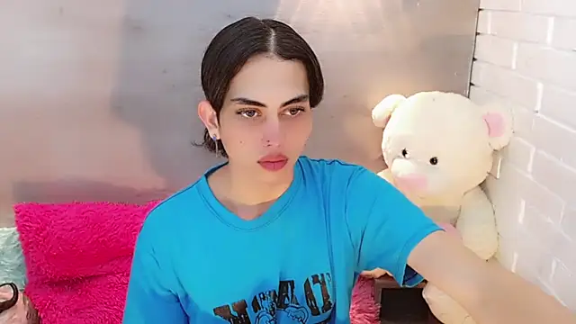 Snapshot of Daniela_Pink_ chatting on September 20, 2025, 7:41 pm Daniela Pink  online show from September 20, 2025, 7:41 pm