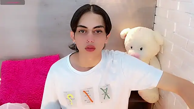 Snapshot of Daniela_Pink_ chatting on September 28, 2025, 8:49 pm Daniela Pink  online show from September 28, 2025, 8:49 pm