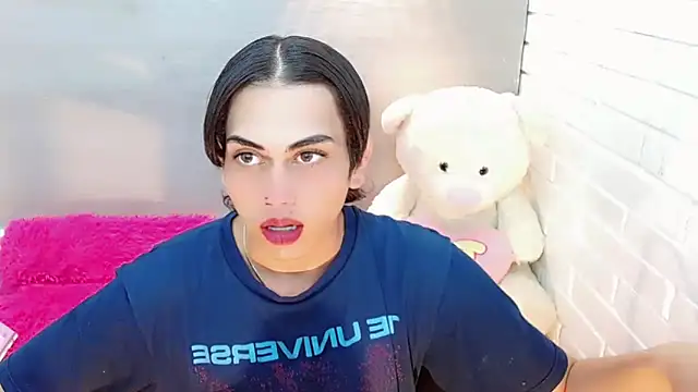 Snapshot of Daniela_Pink_ chatting on October 25, 2025, 8:20 pm Daniela Pink  online show from October 25, 2025, 8:20 pm