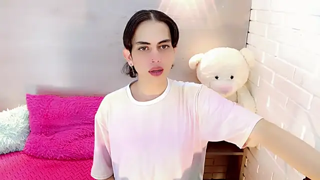 Snapshot of Daniela_Pink_ chatting on September 29, 2025, 8:14 pm Daniela Pink  online show from September 29, 2025, 8:14 pm