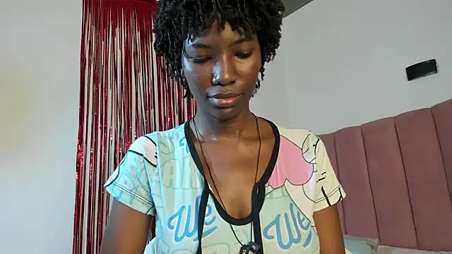 Tahira 21  online show from March 3, 2026, 7:43 pm