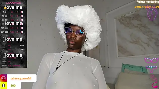 Snapshot of Tahira_21_ chatting on March 1, 2025, 1:22 am Tahira 21 online show from March 1, 2025, 1:22 am