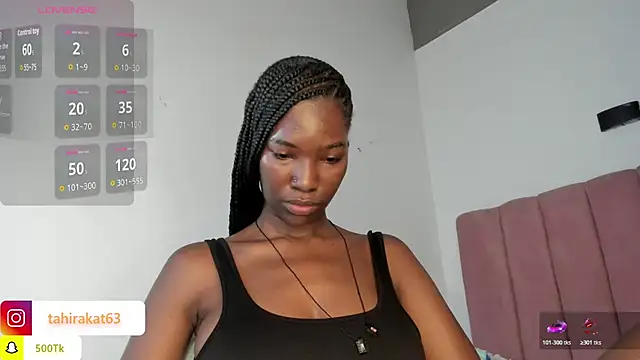 Snapshot of Tahira_21_ chatting on May 10, 2026, 5:37 pm Tahira 21 online show from May 10, 2026, 5:37 pm