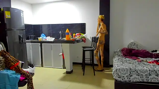 barbara anal squirt  online show from March 13, 2025, 11:27 pm