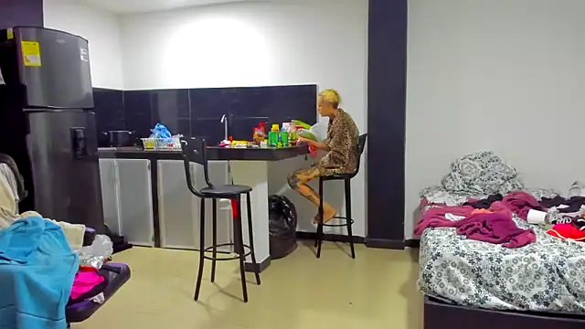 barbara anal squirt  online show from March 13, 2025, 8:59 am