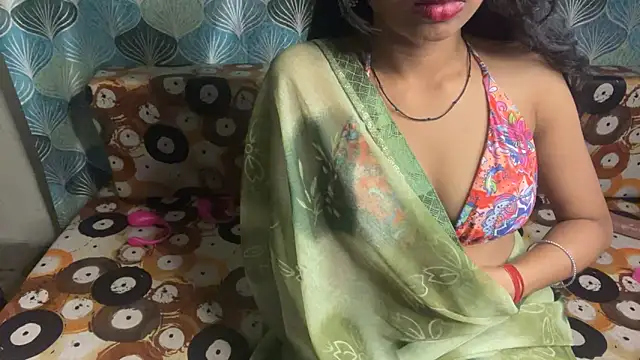 shuhana  online show from April 10, 2026, 4:52 am