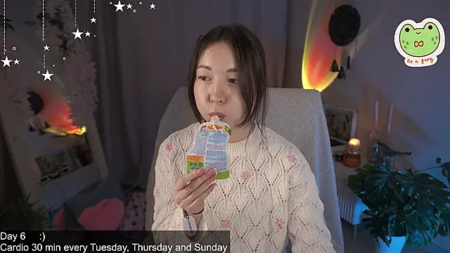 Sarah Son online show from September 25, 2025, 5:35 am