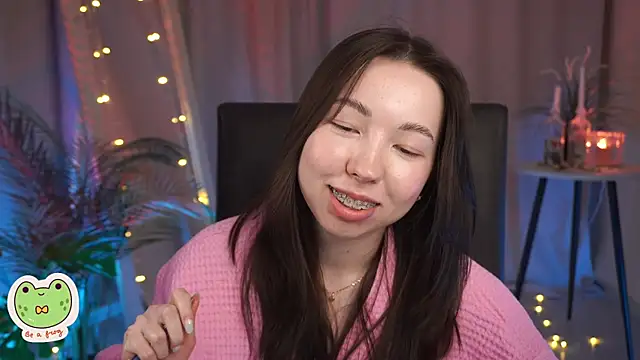 Sarah Son online show from February 21, 2025, 11:55 am