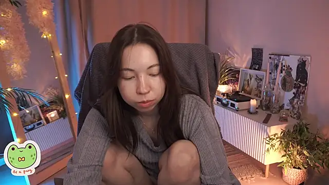 Sarah Son online show from March 14, 2025, 11:45 am