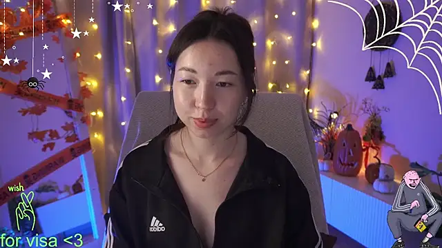 Sarah Son online show from October 29, 2025, 5:39 am