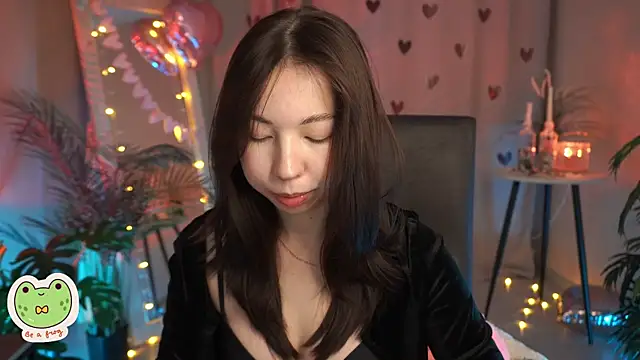Sarah Son online show from February 15, 2025, 5:41 am