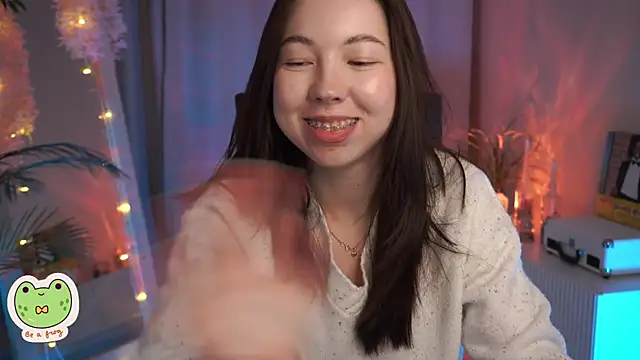 Sarah Son online show from February 26, 2025, 11:43 am