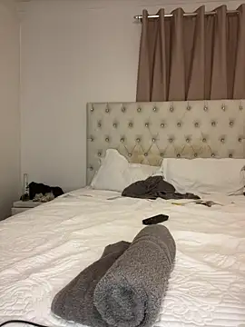 Gifttheskimaskboy online show from April 11, 2026, 6:00 pm